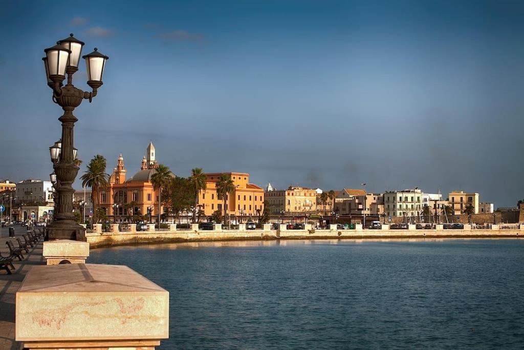 Lovely Maison In The Heart Of Bari Old Town Exterior foto